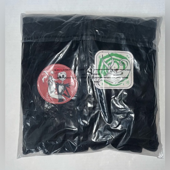 The Nightmare Before Christmas Women's Black Patch Full Zip Hoodie - Large NEW - Picture 3 of 3